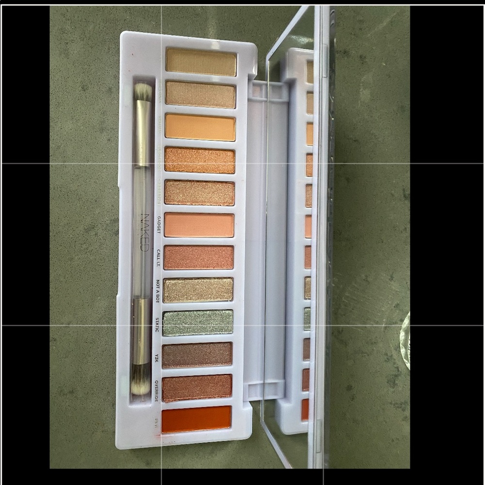 Naked Cyber palette urban decay